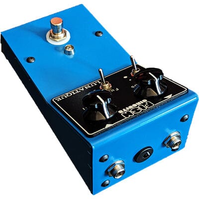 FISH CIRCUITS Lunatique Pedals and FX Fish Circuits